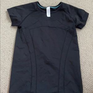 Black ivivva athletic shirt